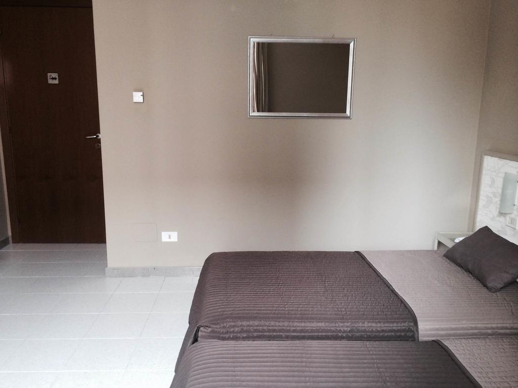 Bert Hotel Sesto San Giovanni Extérieur photo