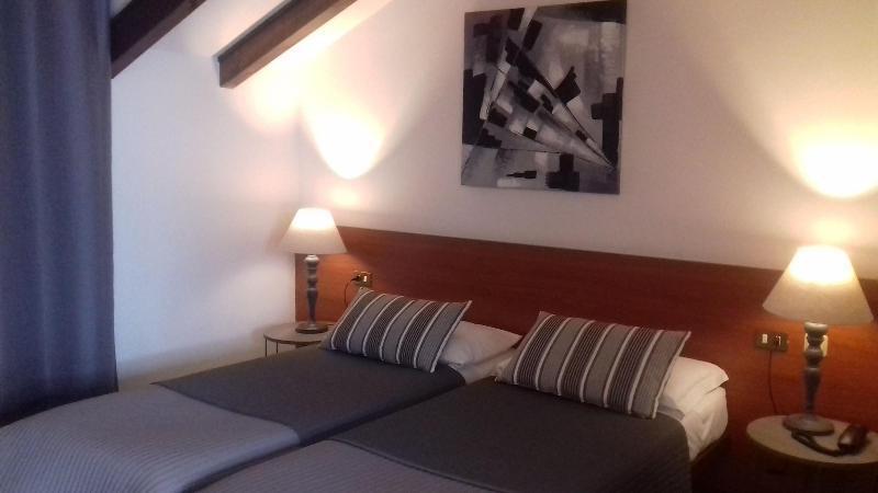 Bert Hotel Sesto San Giovanni Extérieur photo