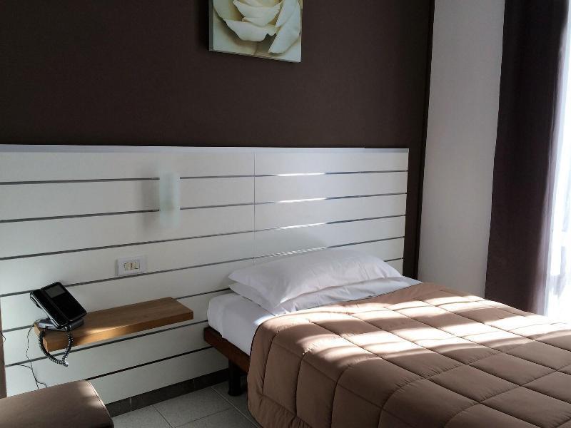 Bert Hotel Sesto San Giovanni Extérieur photo