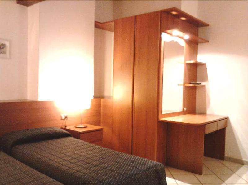 Bert Hotel Sesto San Giovanni Extérieur photo