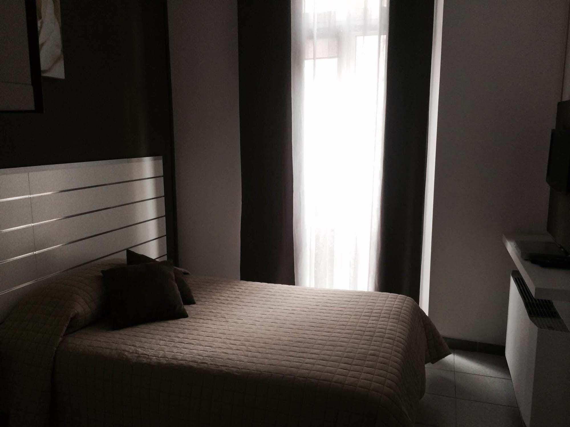 Bert Hotel Sesto San Giovanni Extérieur photo