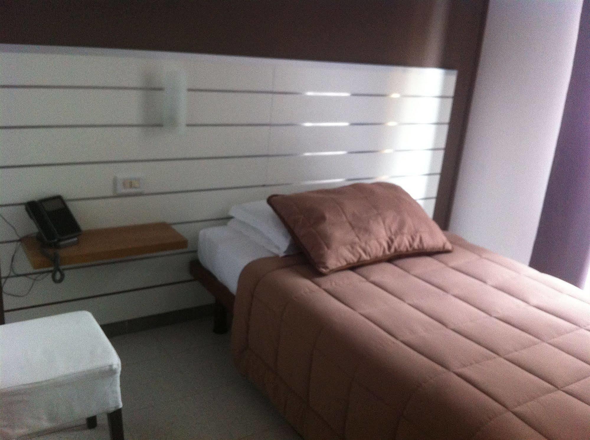 Bert Hotel Sesto San Giovanni Extérieur photo