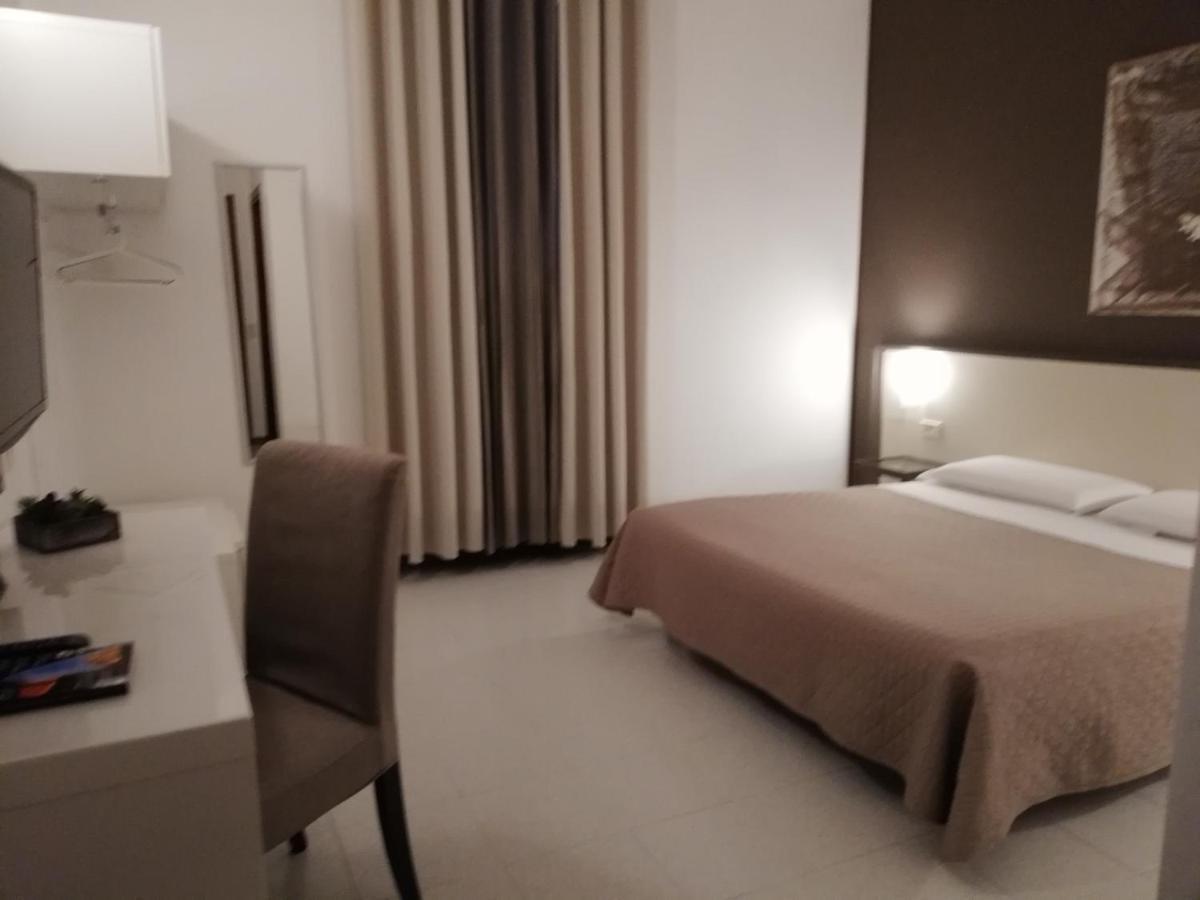 Bert Hotel Sesto San Giovanni Extérieur photo