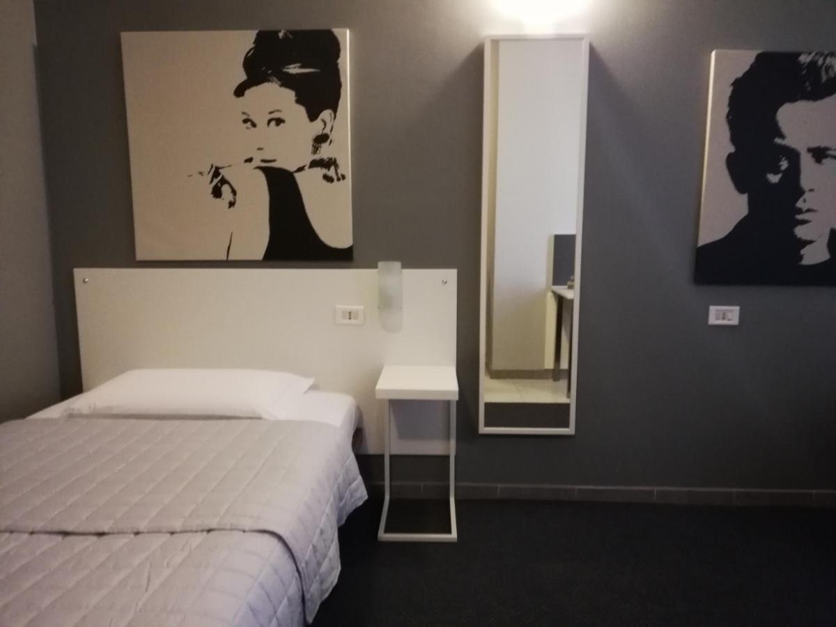 Bert Hotel Sesto San Giovanni Extérieur photo